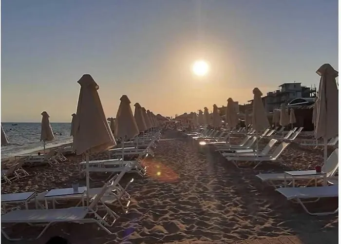 Francesco's Apartment-chalkidiki Flogita